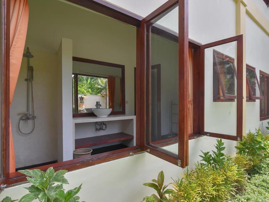 Singkenken * Kubutambahan (Bali)